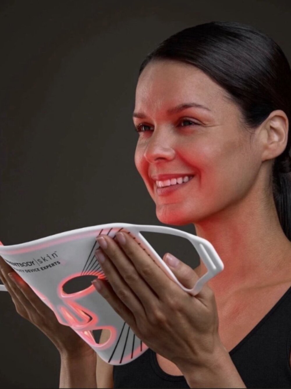 CurrentBody Skin LED Light Mask - Picture 12 of 13